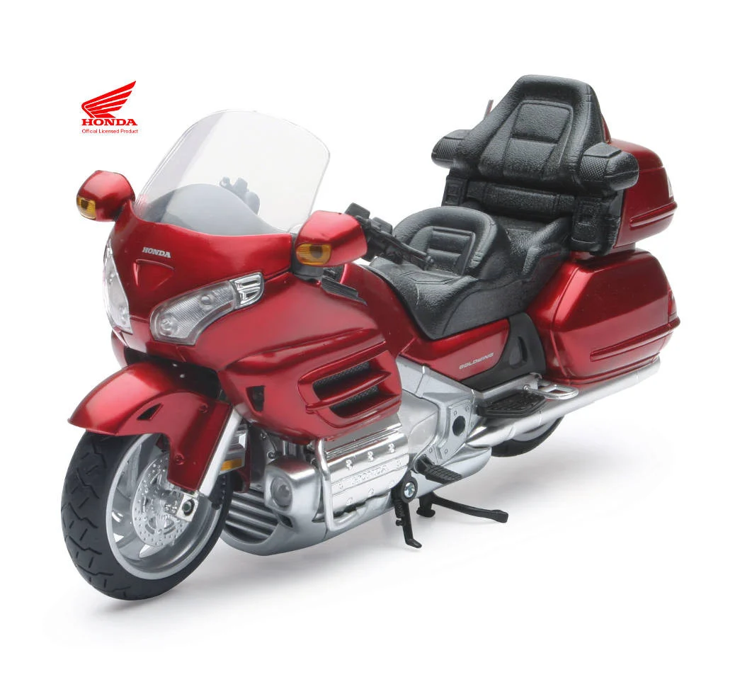 New Ray Toys 1:12 Scale 2010 Honda Gold Wing - 57253A