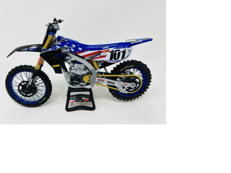 New Ray Toys 1:12 Scale Yamaha YZ450F Motocross of Nations Bike (Eli Tomac) - 58423
